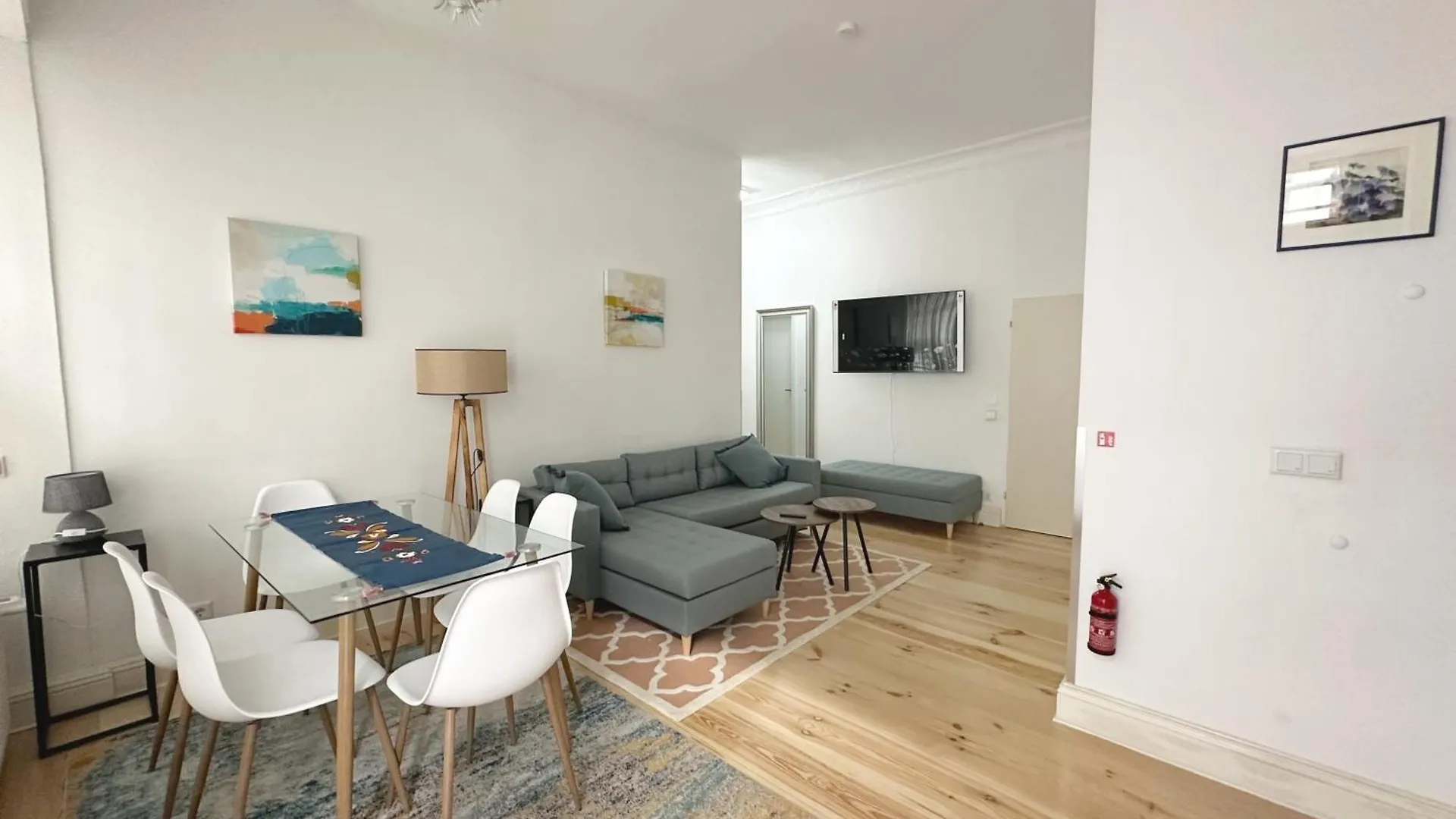 Rod 1 Cozy City Apartment location